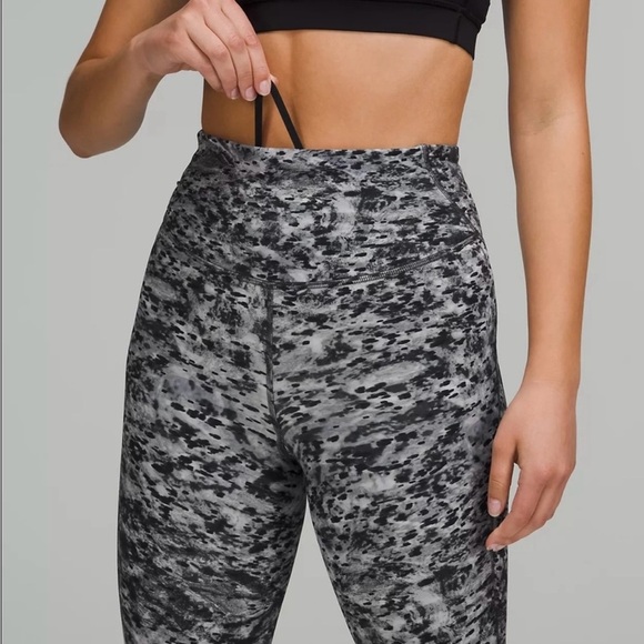 Lululemon Base Pace High-Rise Running Tight 24” size 2 Estuary Grey Multi ESTY - Picture 2 of 8